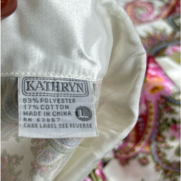 Vintage NWT KATHRYN Silky Floral Long Sleeve Nightgown Size‎ L - Picture 13 of 16